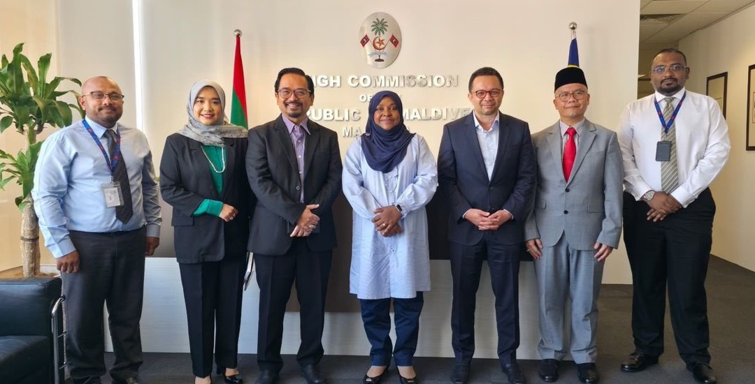 High Commissioner Met With IIUM Alumni Foundation Regarding 2026 Business Mission